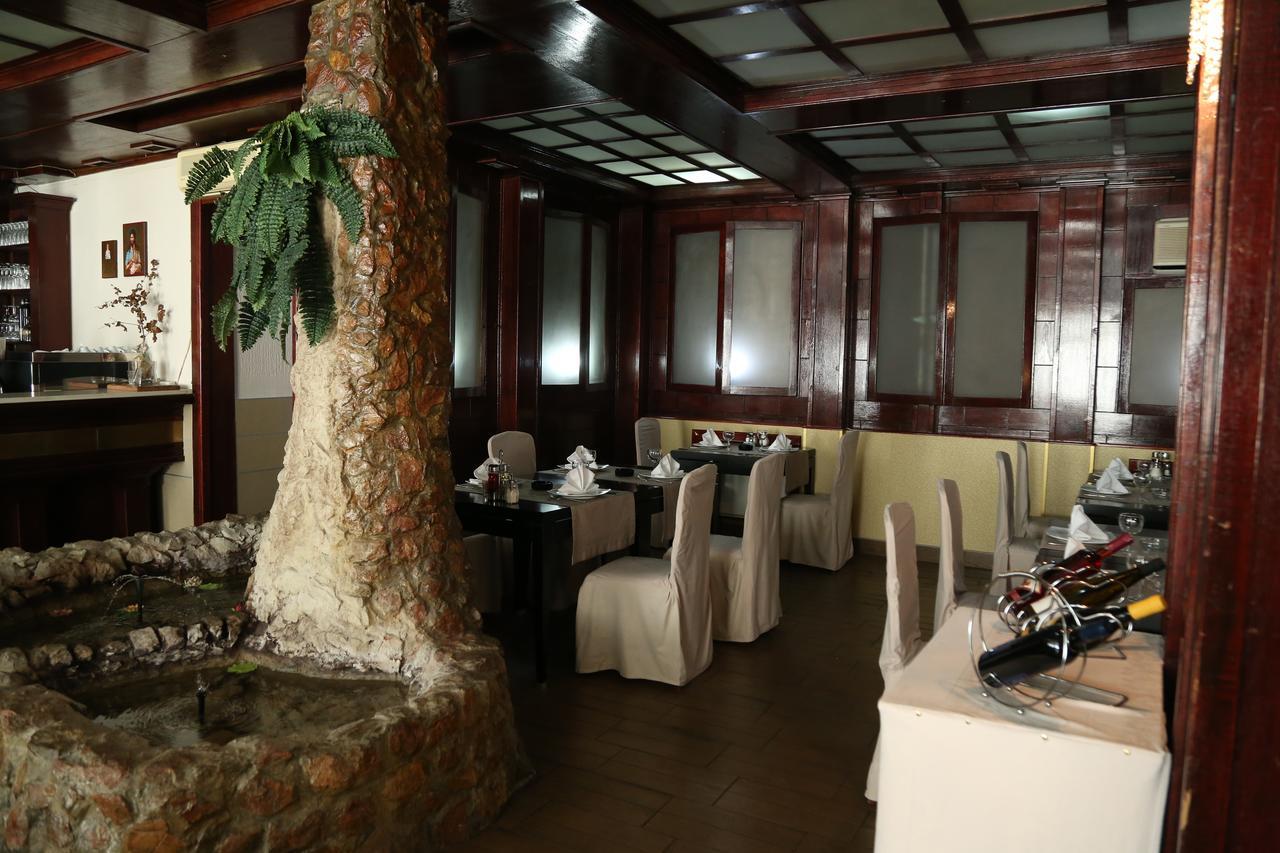 B&B Vila Bela Ruza Сремска-Митровица Экстерьер фото