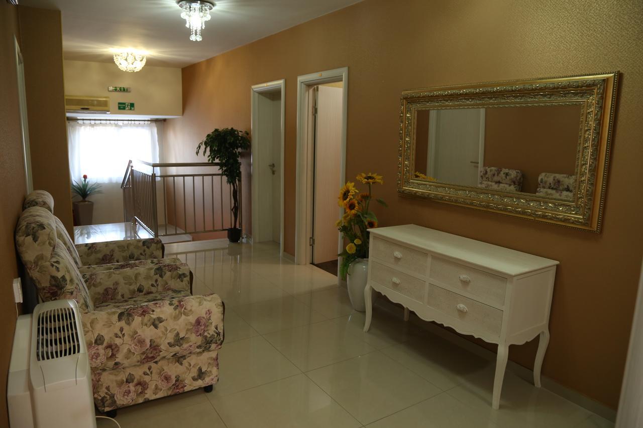 B&B Vila Bela Ruza Сремска-Митровица Экстерьер фото