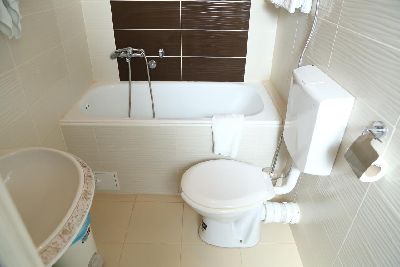 B&B Vila Bela Ruza Сремска-Митровица Экстерьер фото