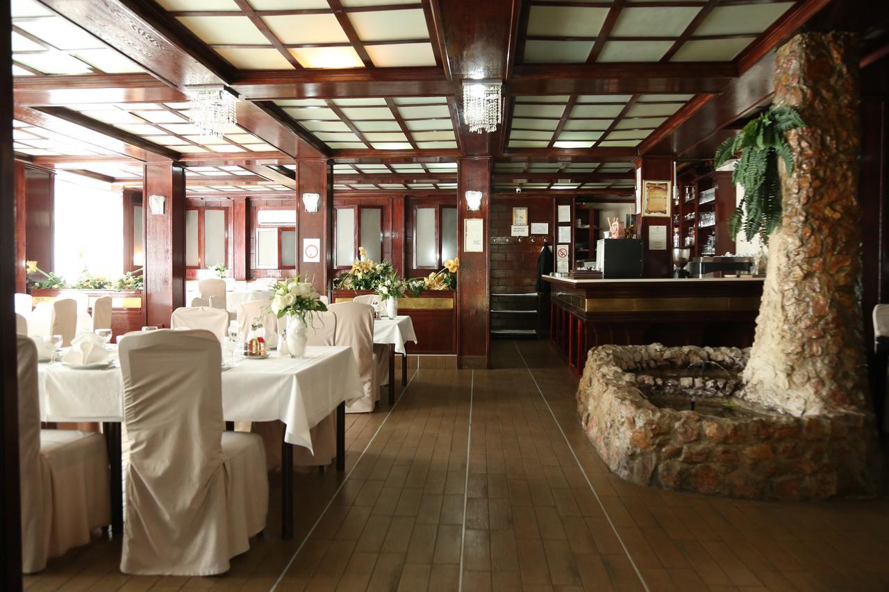 B&B Vila Bela Ruza Сремска-Митровица Экстерьер фото